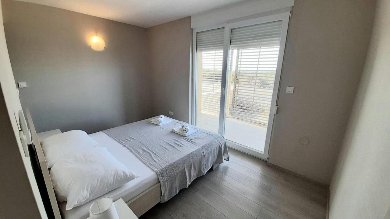 Isola Bella Pag Aparthotel Povljana Exterior foto