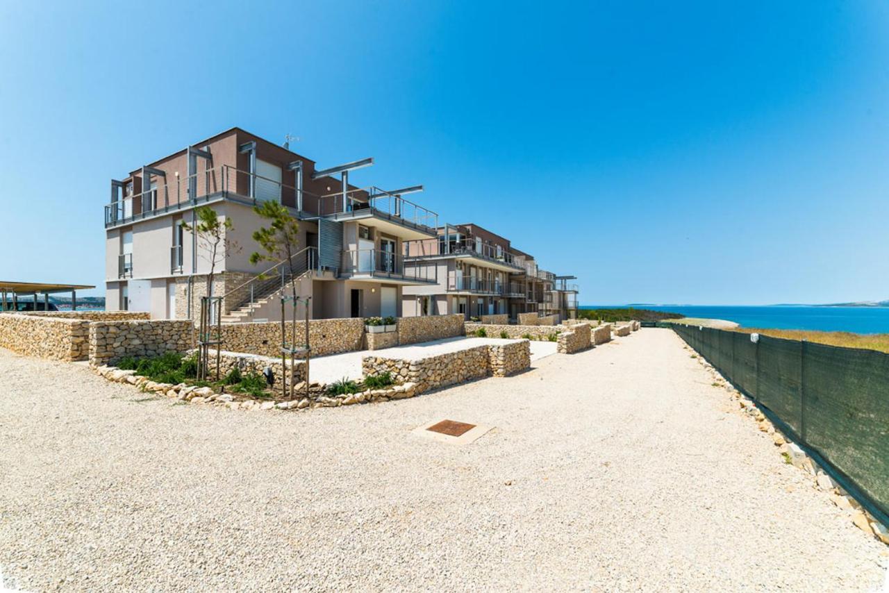 Isola Bella Pag Aparthotel Povljana Exterior foto