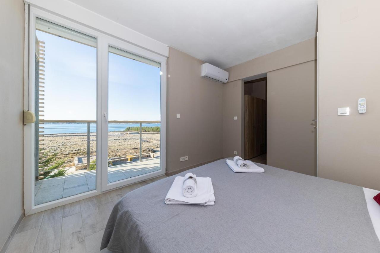 Isola Bella Pag Aparthotel Povljana Exterior foto